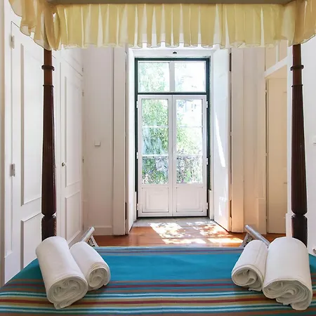 Apartamento Dom Dinis Terrace *